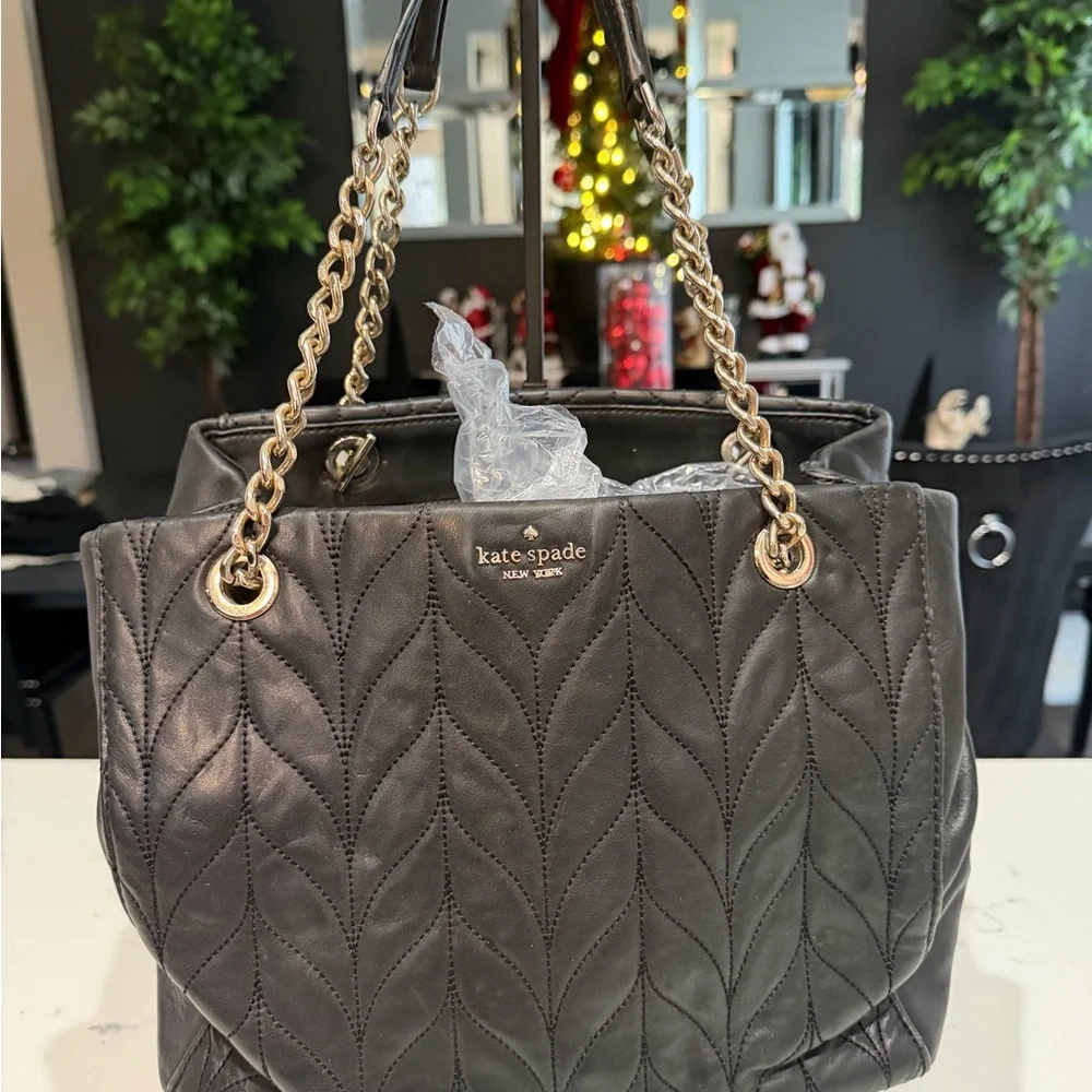 Kate Spade Black Meena Blair Quilted Shoulder Bag with Gold Chain - Picture 1 of 11